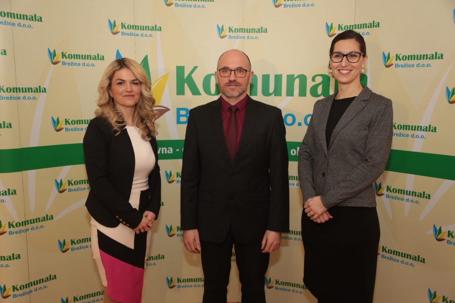 Predstavitev projektov Komunale Brežice - Petra Grajžl Aleksander Zupančič Jadranka Novoselc - foto Nikamedia