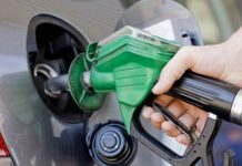 Bencin in dizel še naprej po 1 evro za liter