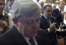 Video: Ob razglasitvi samostojne Slovenije je odmevalo veselje, le Kučan je bil mrkega pogleda