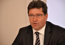 Župan Ivan Molan: “Naredili bomo vse, kar je v naši moči, da se poslovalnica v Dobovi ohrani”