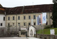 Brežice: Znanstveni simpozij 1. Toporišičev dan