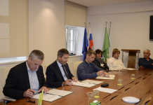 Krško: Podpisan dogovor o začetku gradnje večnamenskega doma v Zdolah