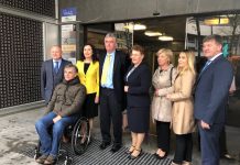 SDS in SLS uresničila napovedi: Vložili skupno kandidatno listo za Evropski parlament