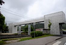 Krško: Nov nadhod nad železniško progo predali namenu