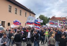 Protest, da se vlada zbudi in državljanom zagotovi varnost