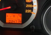 Tu lahko preverite, ali so kilometri na vašem avtu realni