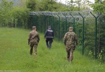 SDS poziva: Vojaki naj pri varovanju meje dobijo nekatera policijska pooblastila