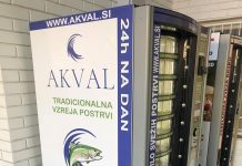 Na tržnici v Krškem začel delovati prvi ribomat v Sloveniji