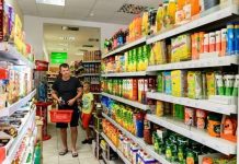 Dokončno: Trgovine bodo ob nedeljah in praznikih zaprte