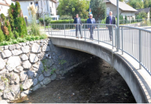 Zanka, ki so jo nastavljali Janši, bi se lahko zategnila okoli njihovega vratu