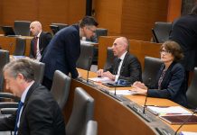 Šarec naj bi davil svetovalko nekdanjega ministra za zdravje