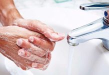 Koronavirus na koži aktiven več ur