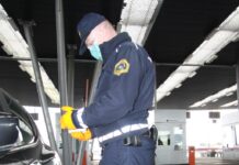 Spremembe pri prehajanju meje, priznajo se testi PCR tudi iz tretjih držav