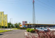 Krško: Kako je mogoče, da je center Stop Shop brez sanitarij?