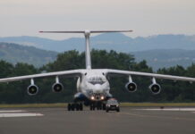 Na letališču Cerklje ob Krki pristal Il-76TD