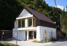 V Krškem zaključujejo izgradnjo čebelarskega regijskega centra