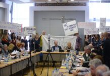 Kako lahko vrhovno sodišče v identični zadevi JJ v drugo odloči povsem nasprotno?