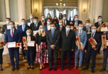 Krško in Sevnica s certifikatom Mladim prijazna občina