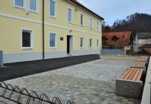 Stavba sevniške glasbene šole 150-letnico dočakala s prenovljeno zunanjostjo