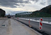 Rekonstrukcija glavne ceste Zidani Most – Radeče se je zavlekla