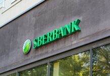 Predsednik vlade Janez Janša o delovanju ruske banke Sberbank
