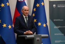 Janša volivcem: Presojajte dejanja, vse ostalo so poceni besede