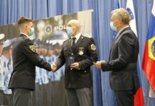 Medalji za hrabrost tudi dvema policistoma in policistki iz Sevnice in Krškega