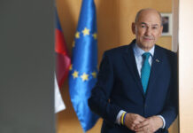 “Z Bošnjakom sem povezan manj, kot Golob z bivšimi od Tine”