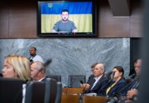 Zelenski na pobudo SDS nagovoril slovenske poslance in druge politike