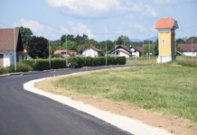 V občini Krško odprli prenovljen cestni odsek Veliki Podlog-Jelše