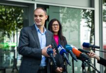 Začelo se je predčasno glasovanje v drugem krogu predsedniških volitev