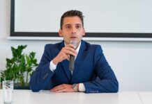 “Prenehajmo s temami, ki razdružujejo, in raje iščimo skupne rešitve”