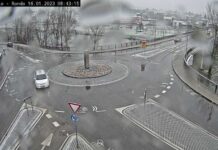 V Posavju že nekaj težav zaradi snega, sinoči zagorelo v Radečah
