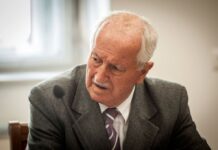 Golobovi Zemljariča pokopali kar z vojaškimi častmi in zanj plačali osmrtnico