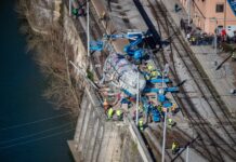 V Zidanem Mostu dvignili transformator