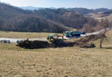 Sevnica: Plaz na lokalni cesti Lončarjev Dol–Podvrh zasilno saniran