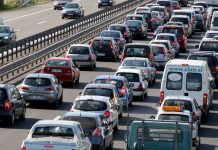 Avstrijske naslovnice o gnečah na naših avtocestah