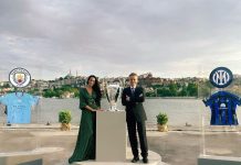 Blišč in denar! Tini Gaber je uspel preboj med elito.