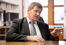 Franc Bogovič ob odvzemu krav v Krškem: Do mene prihajajo informacije, da se v navezi teh “ljubiteljic živali” dogaja organizirana kraja