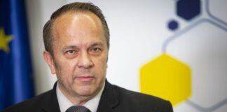 Zaradi neuresničenih obljub Roberta Goloba so ogrožene evropske volitve