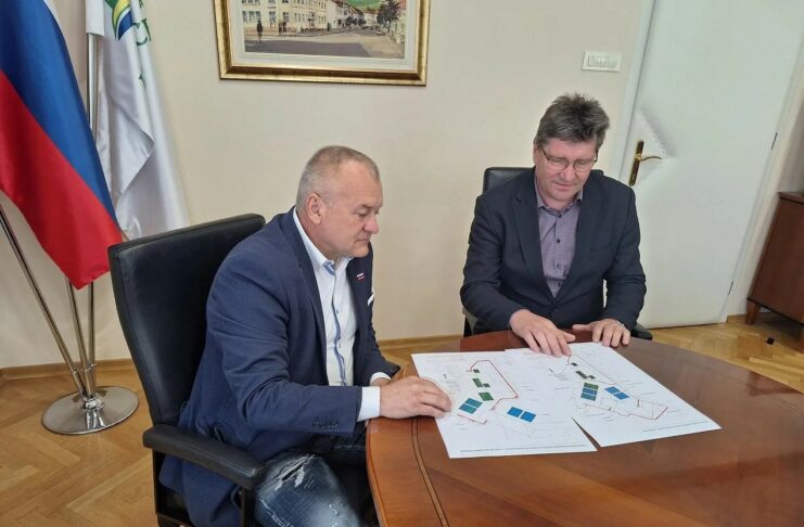 Nekdanji sekretar na ministrstvu za notranje zadeve označil Obrežje kot neprimerno lokacijo za azilni dom