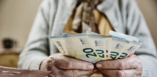 Bo uzakonjena božičnica za upokojence?