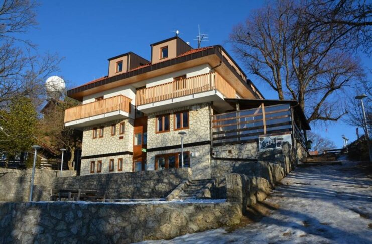 Prvomajski množičen pretep na Lisci