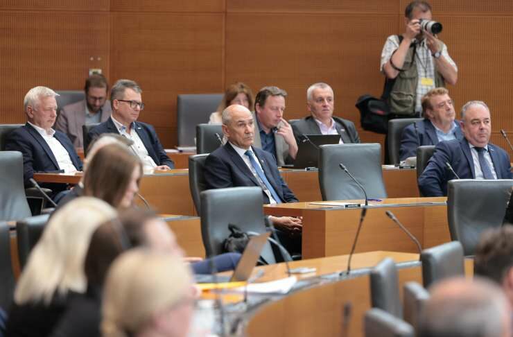Ob priznanju Palestine: V zgodovini slovenskega parlamentarizma se še ni zgodila taka manipulacija procedure