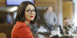 O početju ministrice Stojmenove Duh: “To je šlamastika!”