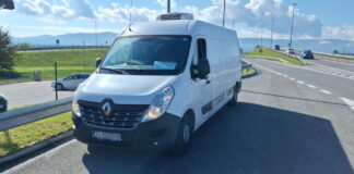 Pod vplivom prepovedanih drog vijugal po avtocesti pri Drnovem
