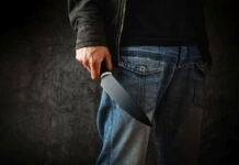 Krško: 33-letnik z nožem napadel moškega