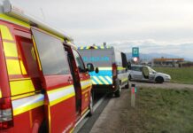 Nalet dveh vozil pri Agipu v Krškem