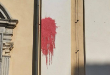 Tako so vandali poškodovali fasado ljubljanske stolnice