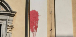 Tako so vandali poškodovali fasado ljubljanske stolnice